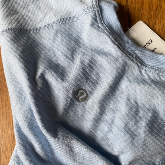 Lululemon Cropped Swiftly Tech Tee - Picture 4 of 4